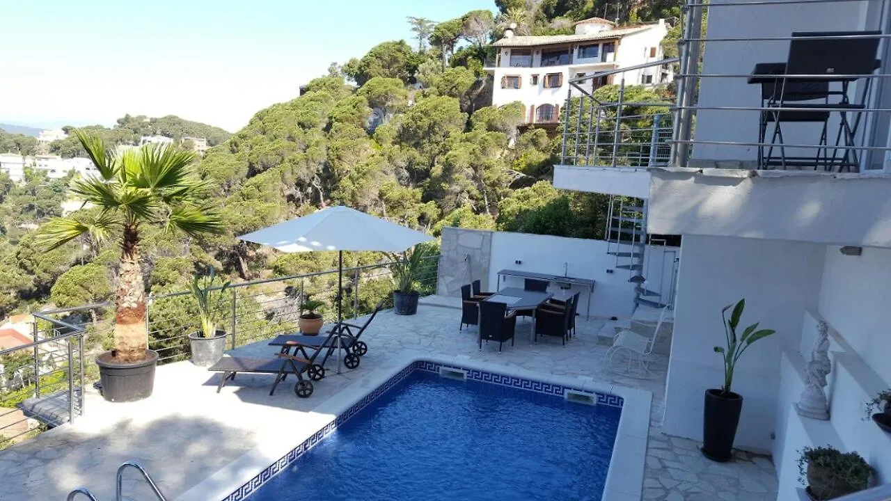 فيلة Lloret De Mar, Casa Arjane