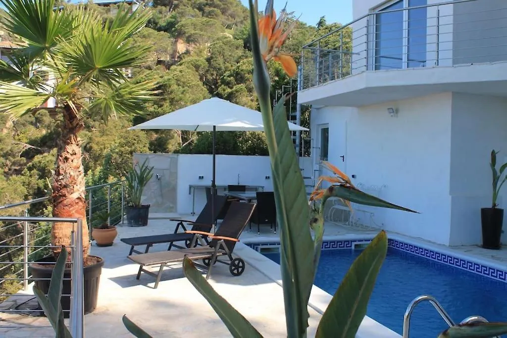 فيلة Lloret De Mar, Casa Arjane