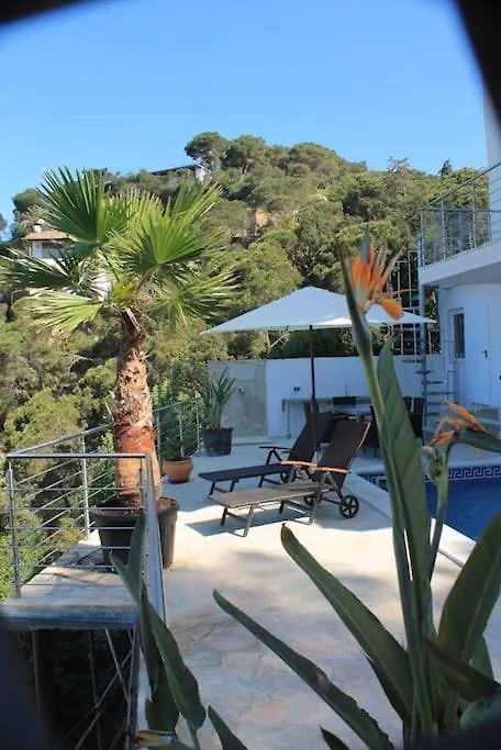 Lloret De Mar, Casa Arjane فيلة